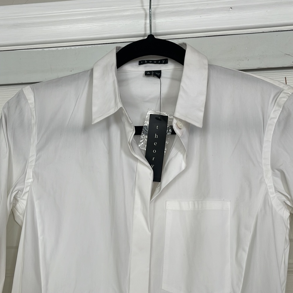 Theory set flare jeans and white long sleeve - Picture 7 of 10
